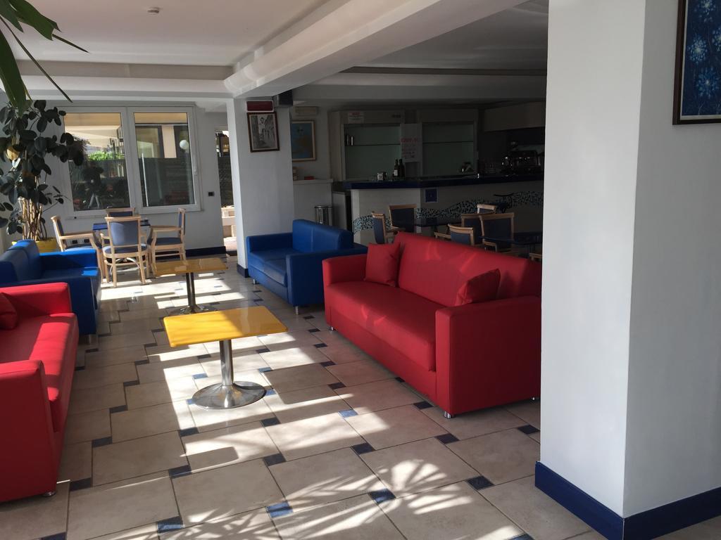 Hotel Bristol Misano Adriatico Εξωτερικό φωτογραφία