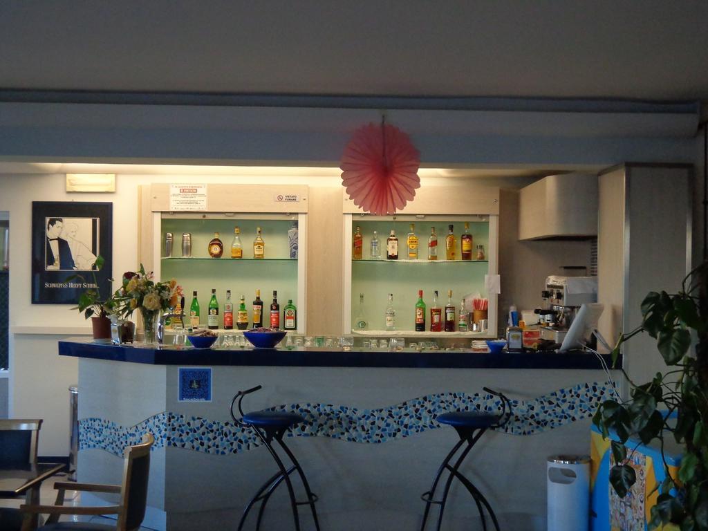 Hotel Bristol Misano Adriatico Εξωτερικό φωτογραφία