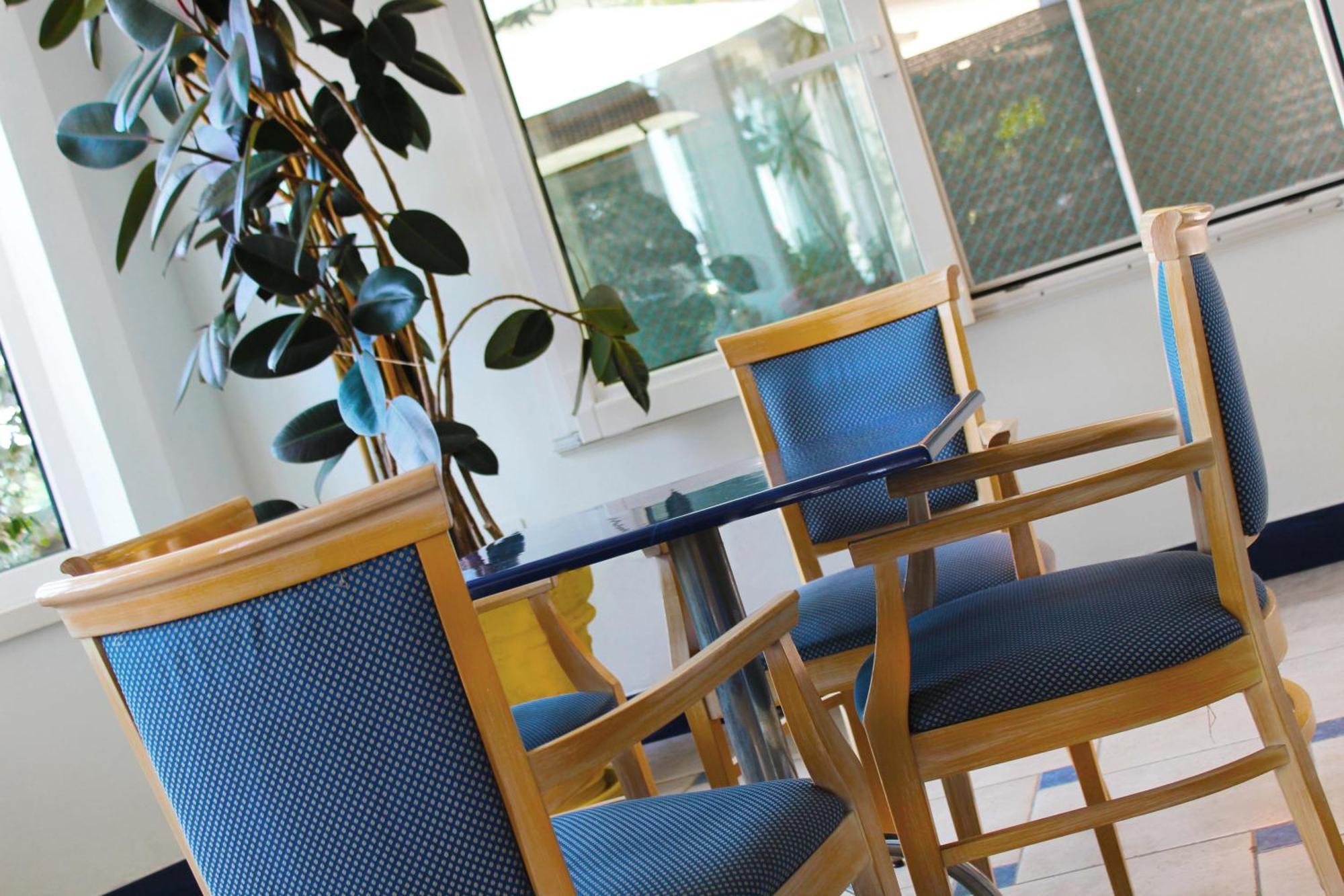 Hotel Bristol Misano Adriatico Εξωτερικό φωτογραφία