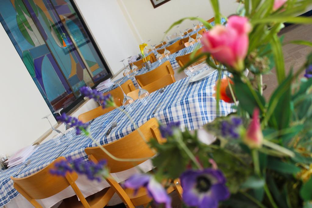 Hotel Bristol Misano Adriatico Εξωτερικό φωτογραφία